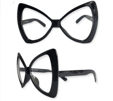 Load image into Gallery viewer, Kimmy's Bow Tie
