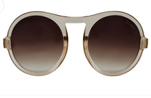 Load image into Gallery viewer, Ray Ray
