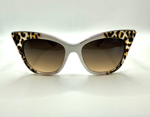 Load image into Gallery viewer, Paris
