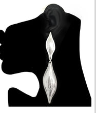 Load image into Gallery viewer, Alban - Clip Ons
