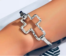Load image into Gallery viewer, Hammered Cross Cuff
