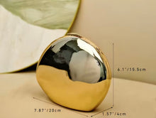 Load image into Gallery viewer, Shell  Clutch

