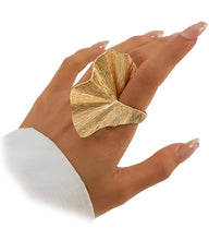 Load image into Gallery viewer, Fashion Leaf Ring
