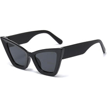 Load image into Gallery viewer, Chic Cateye
