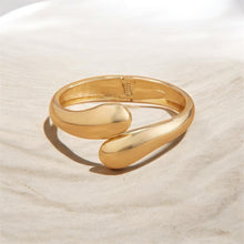 Load image into Gallery viewer, Waterdrop
