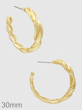 Load image into Gallery viewer, Belinda Twist Hoops
