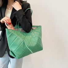 Load image into Gallery viewer, Quilted Tote
