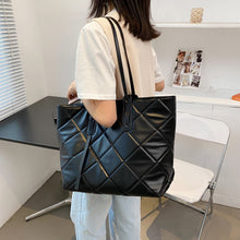 Load image into Gallery viewer, Quilted Tote
